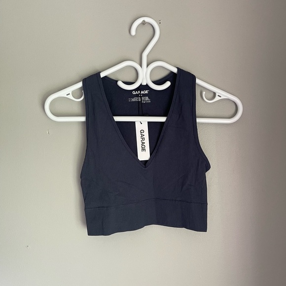 Garage crop top - Picture 1 of 2